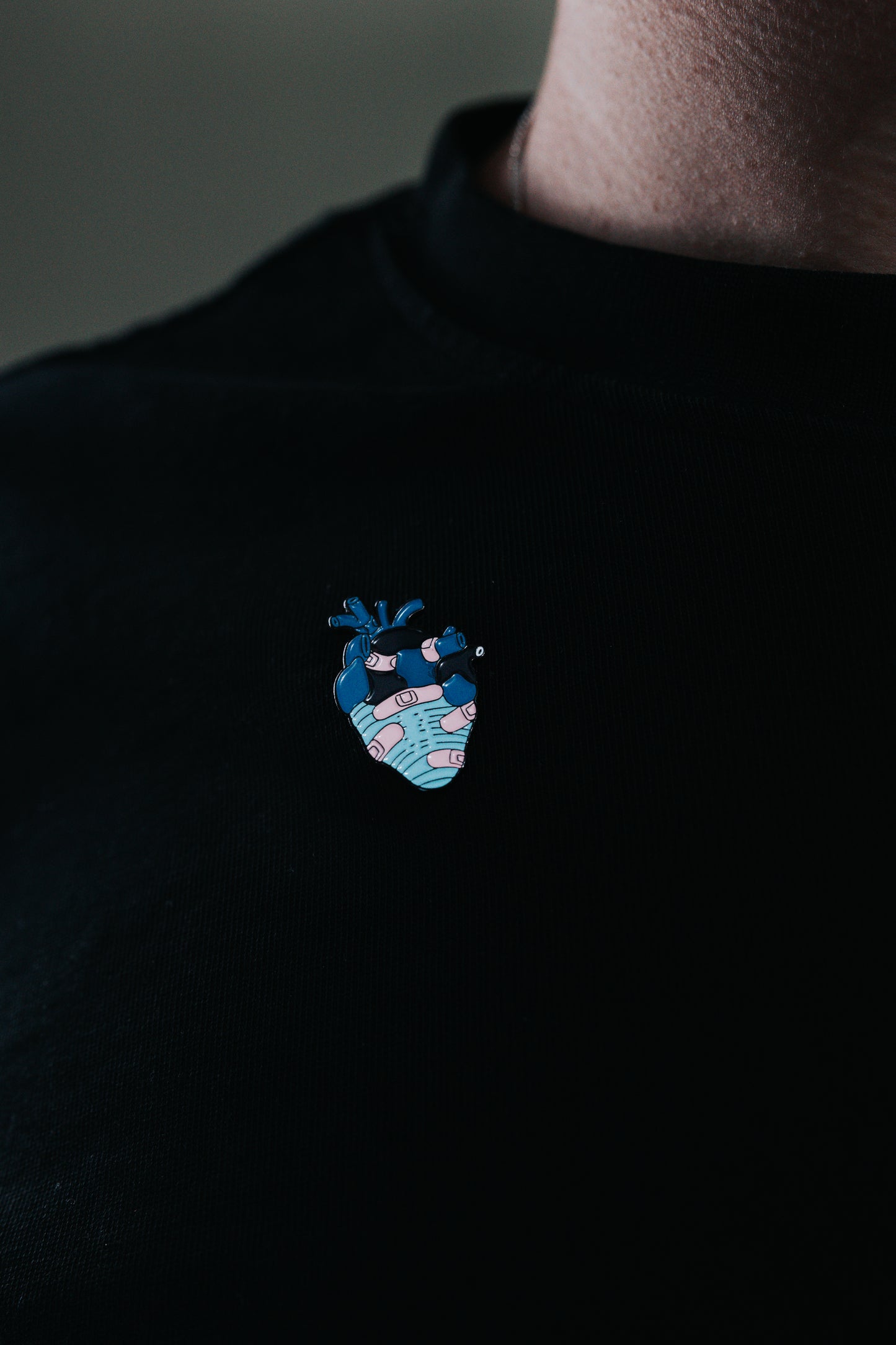 Yara Bantlı Kalp 4| Doktorlara Özgü Aksesuar