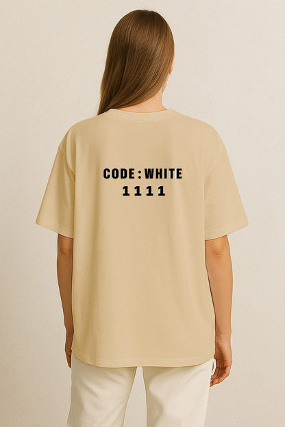 Beyaz Kod Baskılı Oversize T-shirt | Gündem ve Tıp