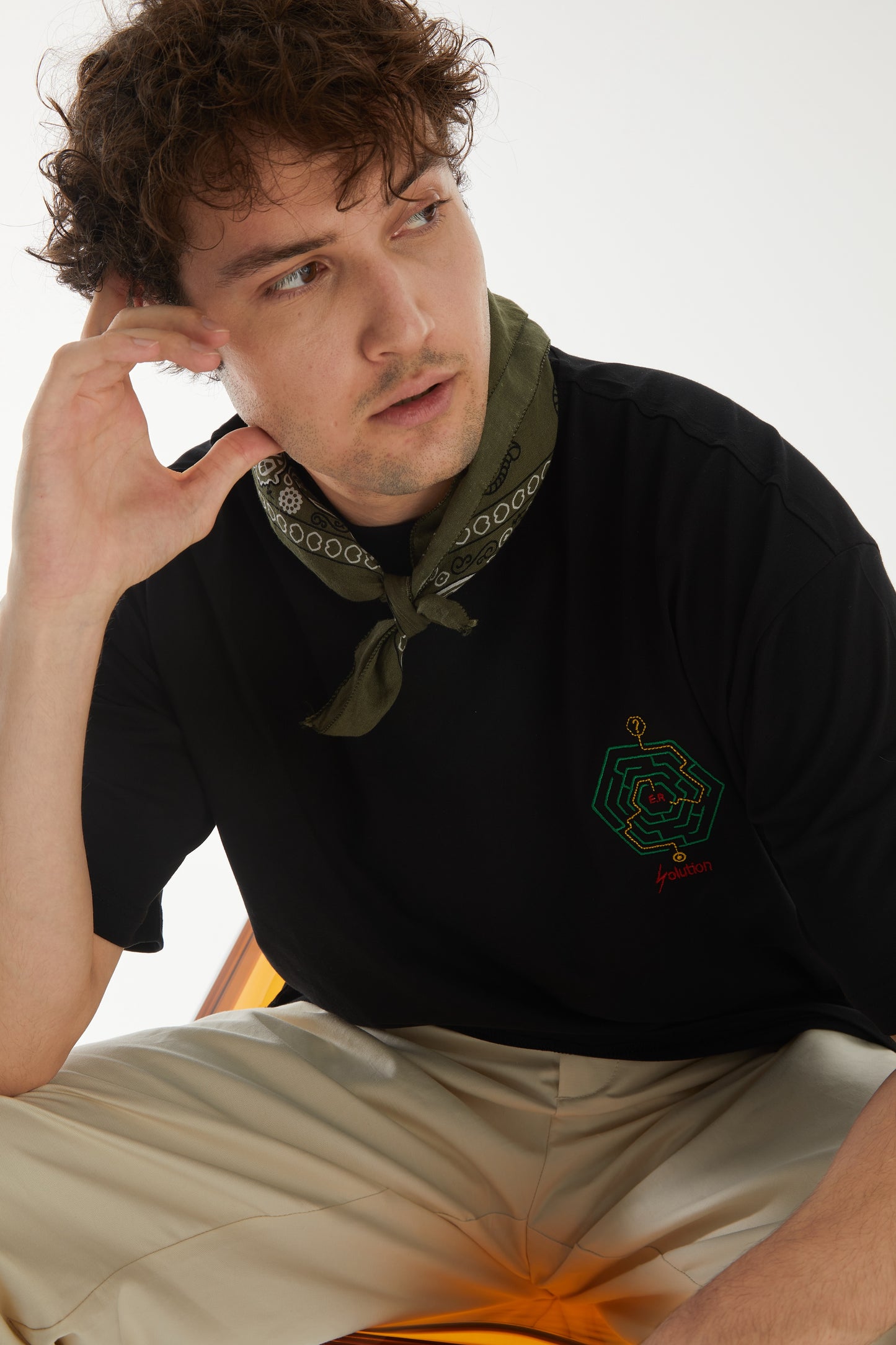 Solution Nakışlı T-shirt | Acil Tıp